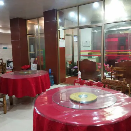 Wuding Youhua Business Hotel