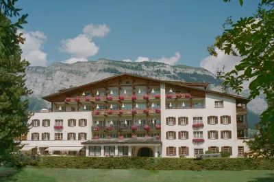 Hotel Adula Hotels near Caumasee-Lift