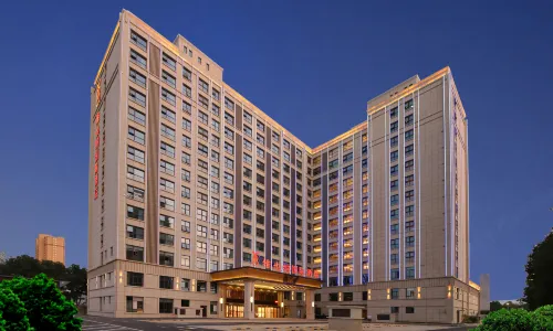 Vienna International Hotel (Jurong Huayang)