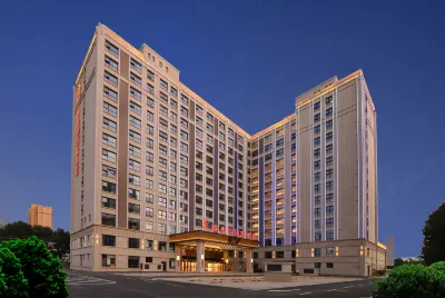 Vienna International Hotel (Jurong Huayang) Hôtels à proximité de : CPC Jurong Committee Party School (Huayang South Road)
