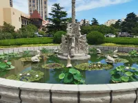 Qingdao Seaside Garden Hotel (Wusi Square Gaoxiong Road Subway Station Store) Các khách sạn ở Khu nghỉ dưỡng Old Man Stone