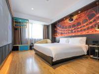 平阳巨片电影酒店 - 途奢大床房