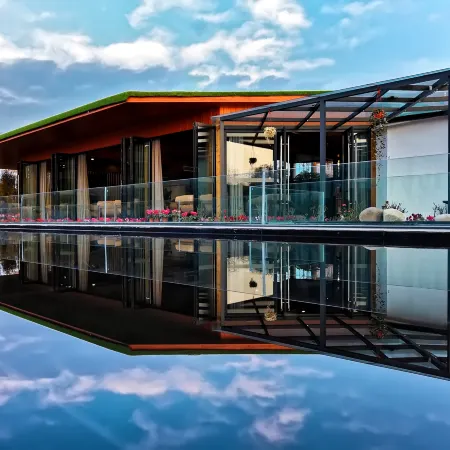 QiDian Hotel