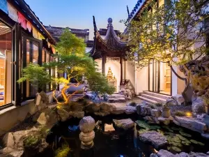 花築奢·同裡泰睦庭人文園林飯店