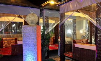 Marmar Hotel Mashhad - Housity