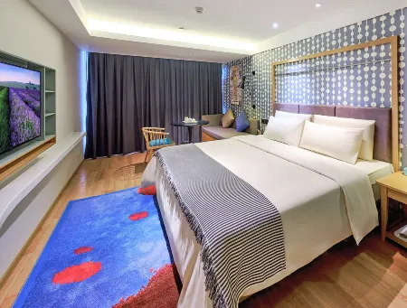 CityNote Hotel (Zhonghua Beijing Road Pedestrian Street，Nongjiangsuo subway station, Guangzhou) Отели рядом с достопримечательностью «The First Peak of Tiannan»
