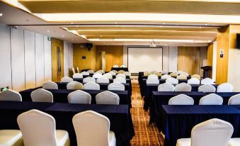 Honeycomb Hotel(Hongyadong Store in Jiefangbei, Chongqing)