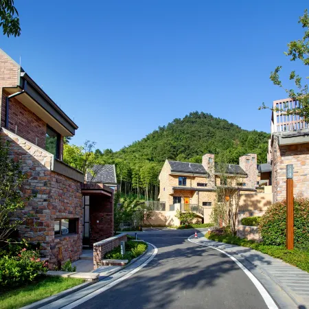 Maple Villas Resorts