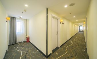 7 Days Premium Hotel (Changsha Yuelu Mountain Lake Store)