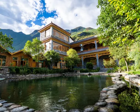 Weixi Shenchuan Homestay Hotels in Weixi Lisu Autonomous County