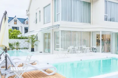 Qingnianli Designer Hostel فنادق في 