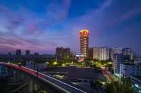 Haikou Mingguang Shengyi Hotel Hotels near Hainan Translation College