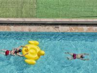 惠东海王子学习型酒店 - 室外游泳池
