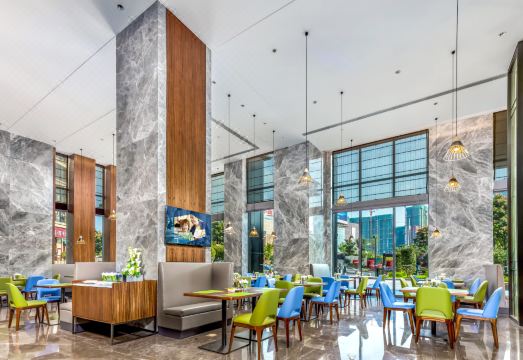 Hampton by Hilton 조식 뷔페