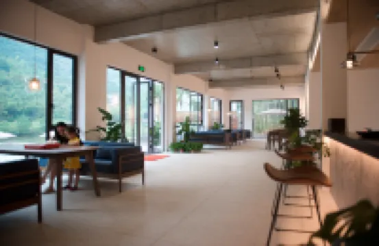 Huyue Ruian Shengjing Zuoshe Boutique Homestay