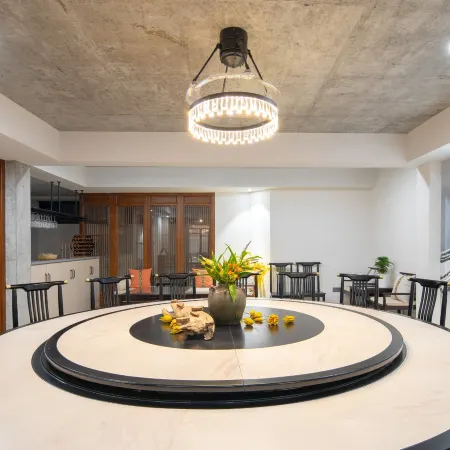 Huisen Huishe Guesthouse