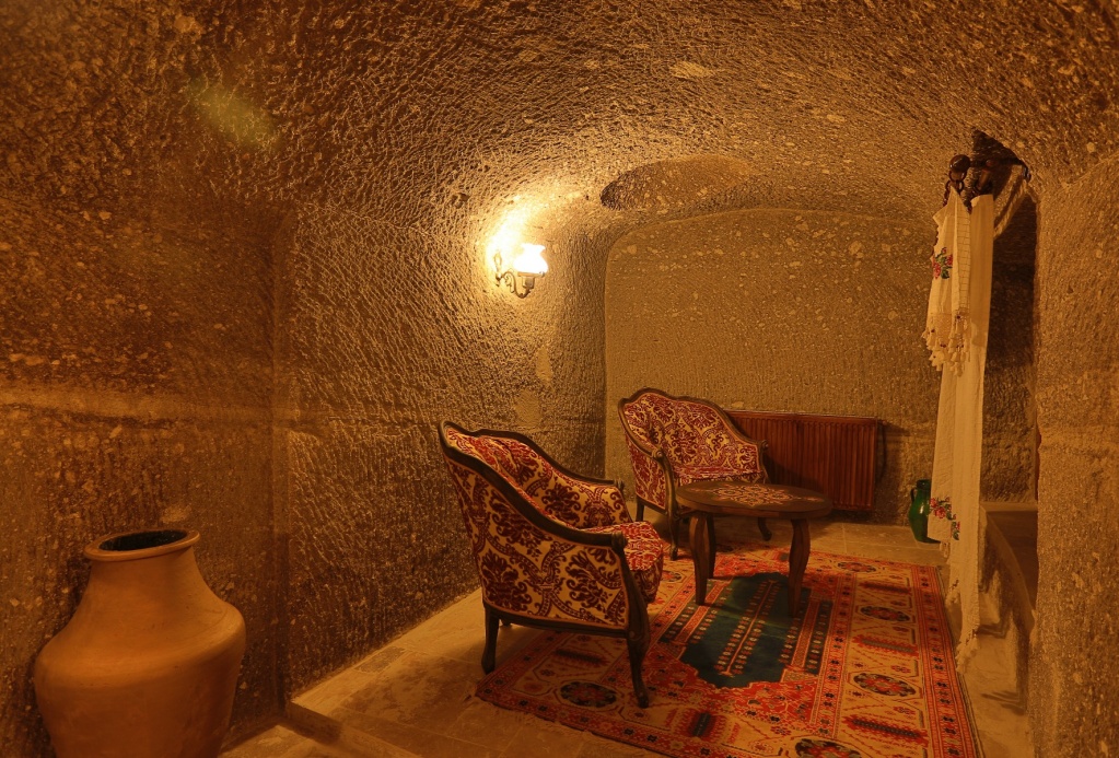 Grand Cave Suites