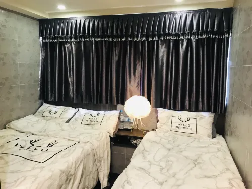 香港美庭旅館（尖沙咀地鐵站B1出口）