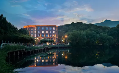 Landison hushan Resort Hangzhou Hôtels à proximité de : Zhongdu Street