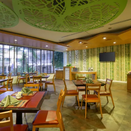 A2 Pool Resort, Phuket Town - scheduled shuttle to Phuket Old Town