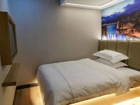 99优选酒店(北京站广场店) - 特价大床房