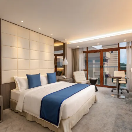 Grand Palace Hotel