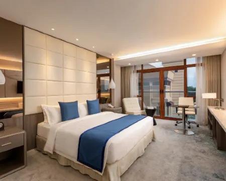 Grand Palace Hotel Hotels in Mayangon