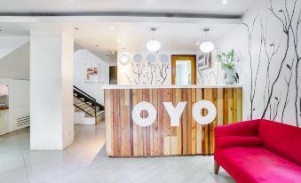 Super OYO 406 Royale Parc Inn & Suites