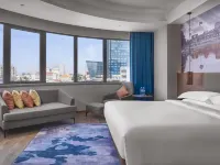 Aurea Central Hotel Hotels near Central Mall