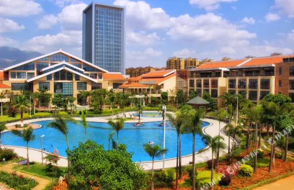 滇南鳳凰酒店（鳳凰生態公園店）