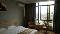 Zhangping Xingfu Hotel