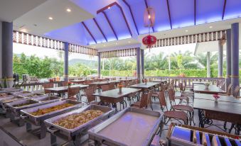 2. Phuket l..