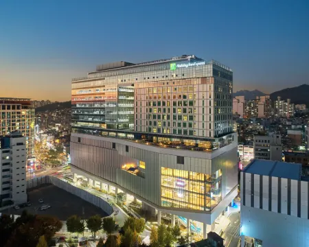 Holiday Inn Express SEOUL HONGDAE by IHG โรงแรมในโซล