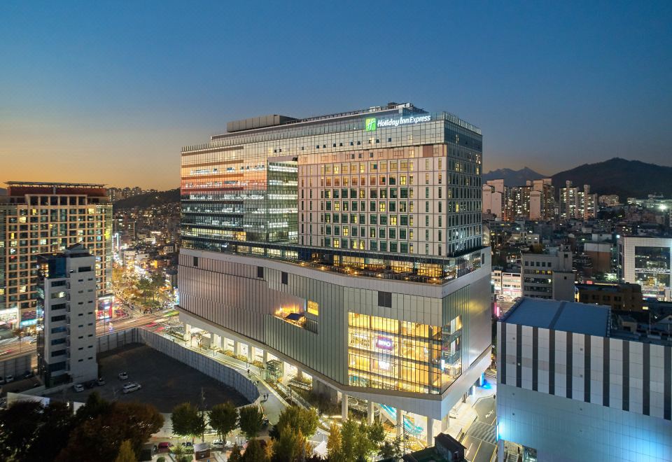 홀리데이 인 익스프레스 서울 홍대