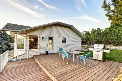 Rodee Homestay Hotels in West Kelowna