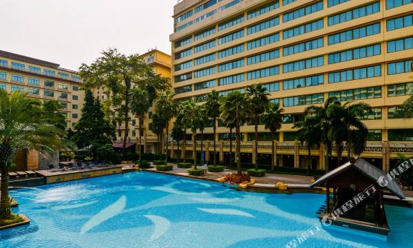 Dong Fang Hotel