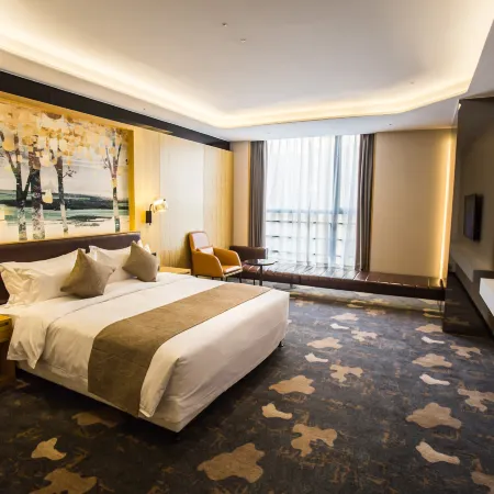 Longshun Hotel