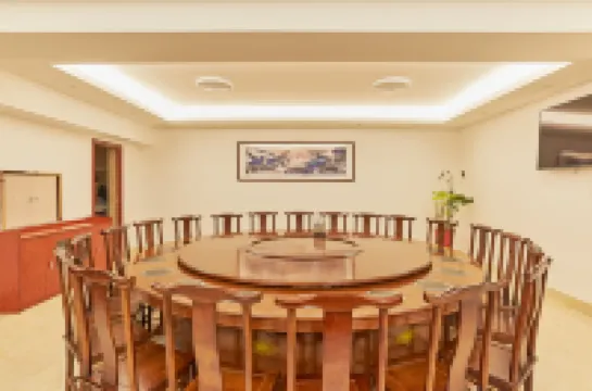 Mingcheng Taijiang Hotel