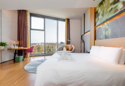 큐박스 호텔 로비