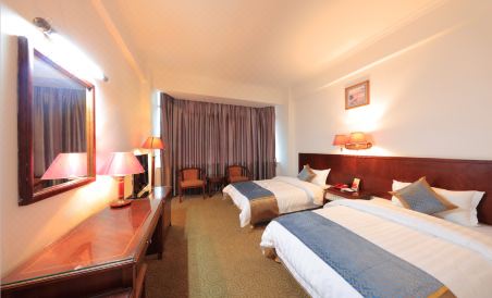 Five Rams City Hotel - Housity