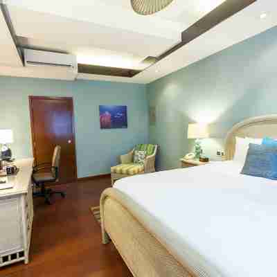 Surfrider Resort Hotel Rooms