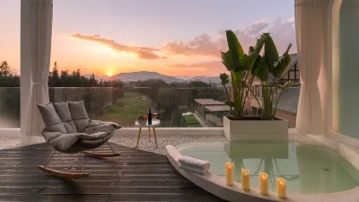 Lanyue Li Sky City Natural Mineral Hot Spring Resort 360° View Villa