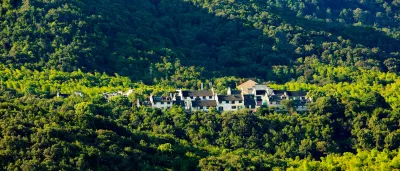Nature Retreat life-style boutique hotel Hotels near Bailuzhou Park