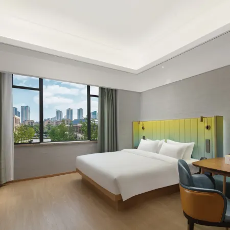 Weiyi Hotel