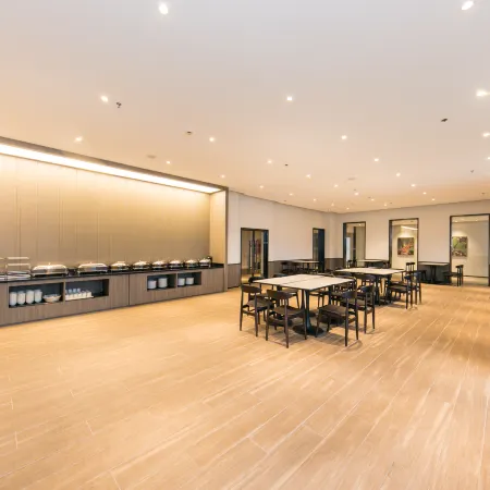 HanTing Hotel (Taizhou Jiazhi Old Street Baolong City)