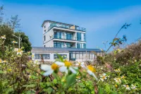 Wild Fun House Hotels near Weizhou Island Twelve Seaside Cottages