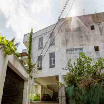 White Fortress Hotel Exterior