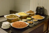 LA HOTEL Liuhe Fusing - Morgenmad