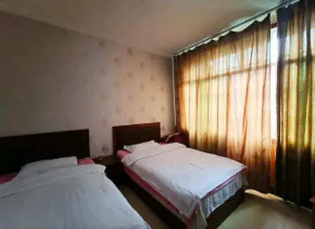 Yilong Fuqiang Network Hotel