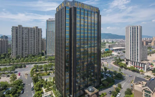 โรงแรมนานาชาติเทรชเชอร์ไอแลนด์ หมู่บ้านโม่กันซาน